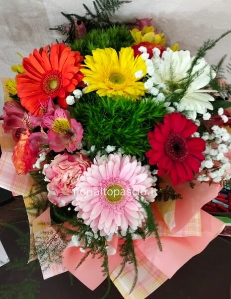 Bouquet di fiori assortiti